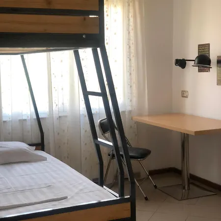 Apartment Ajl