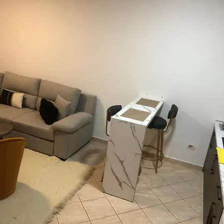 Ajl Apartment